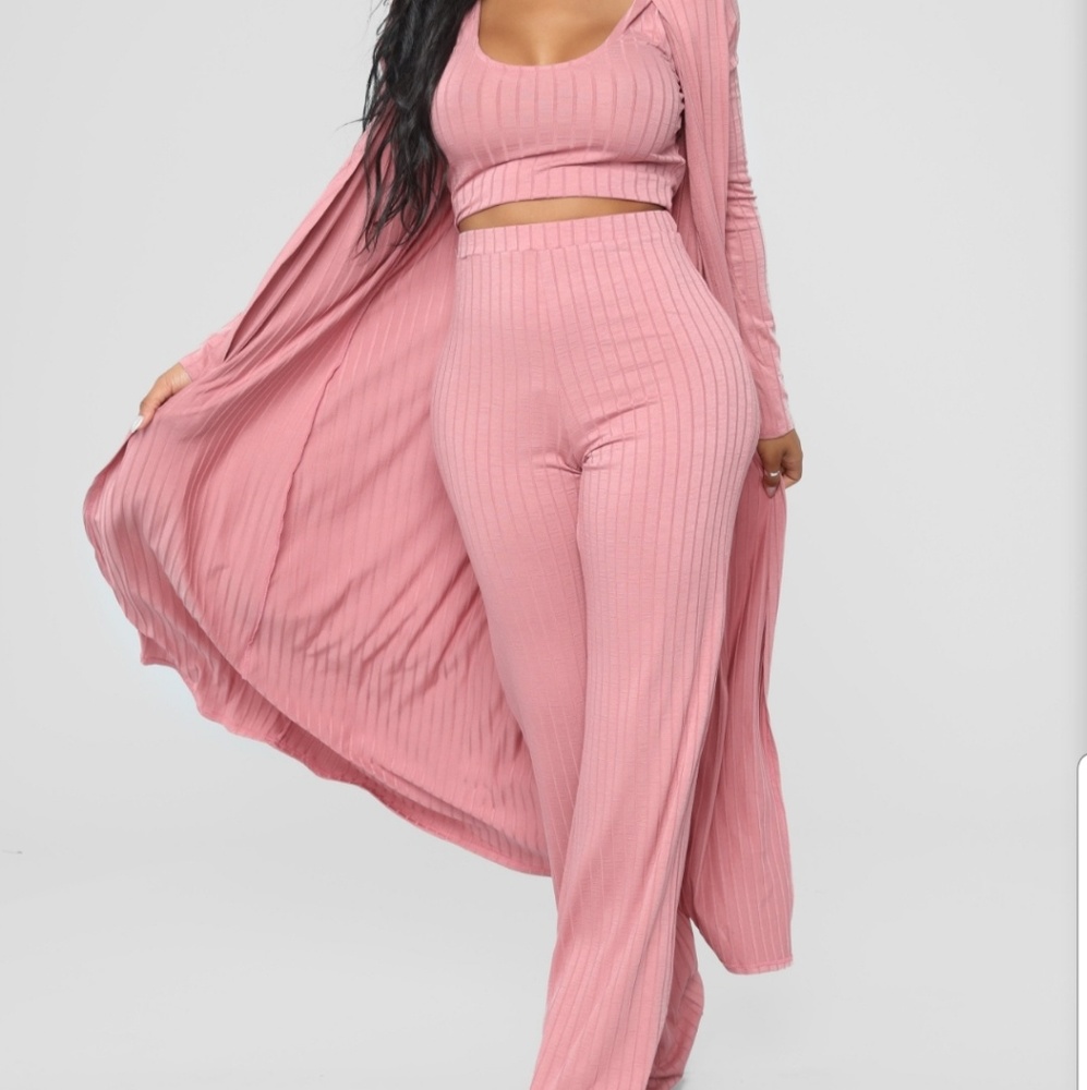 Fashion Nova 3 piece set